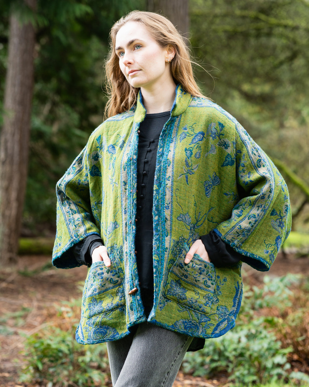 Luxury Women's Kimono Jackets and Short Kimono Styles.