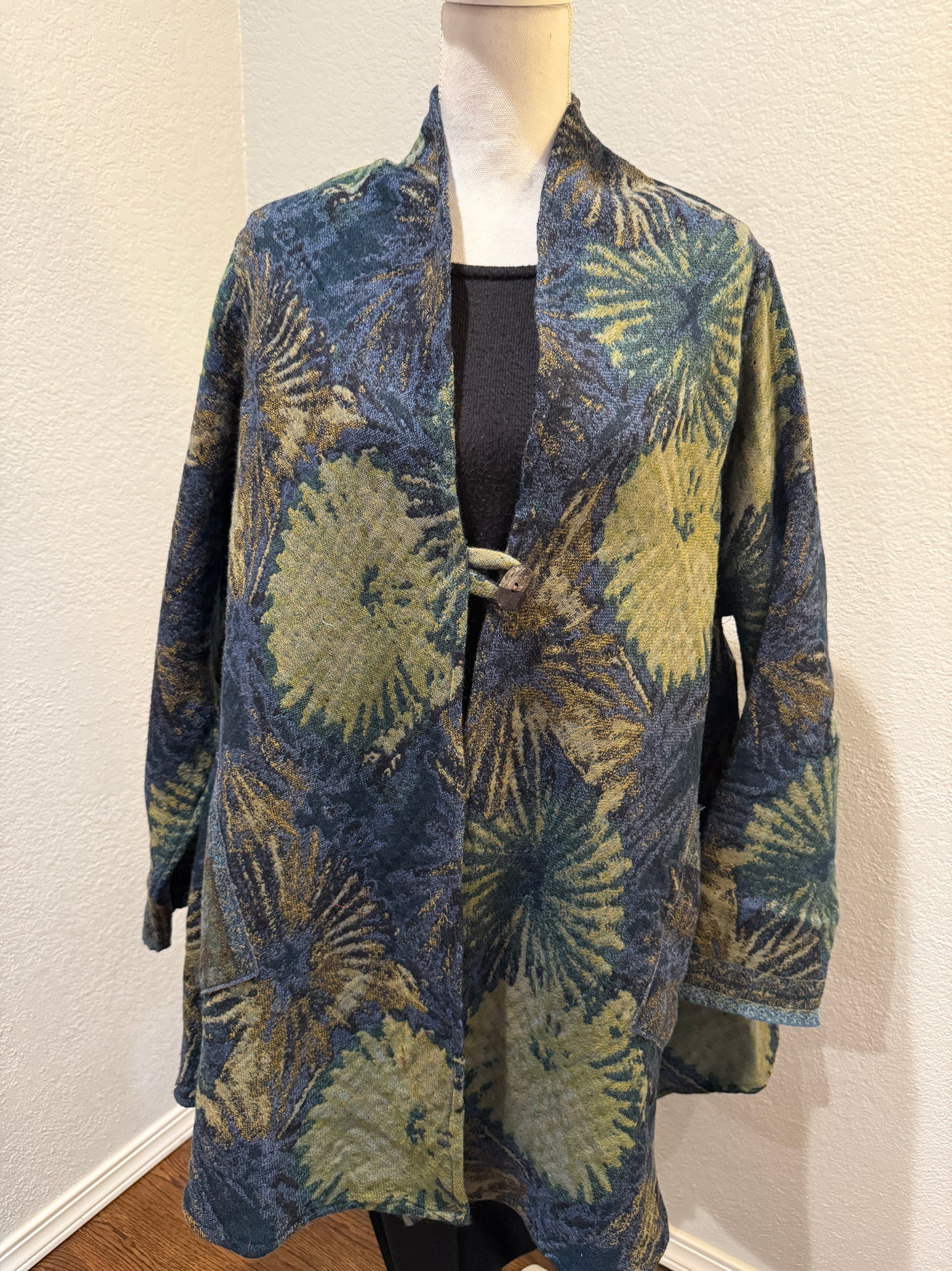 Reversible 100% Merino Wool Duster Jacket for Women – Starburst Color, Long Cardigan Coat with Pockets, Warm Lightweight Wrap, Gift for Her