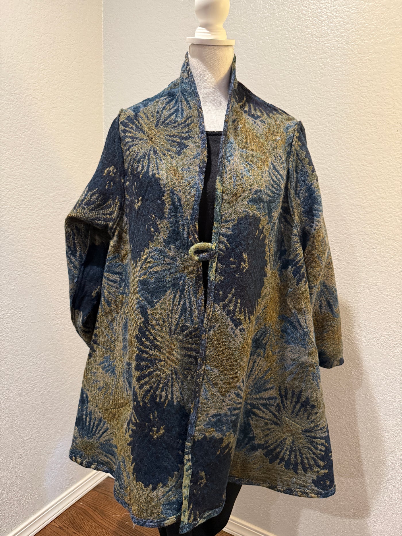 Reversible 100% Merino Wool Duster Jacket for Women – Starburst Color, Long Cardigan Coat with Pockets, Warm Lightweight Wrap, Gift for Her