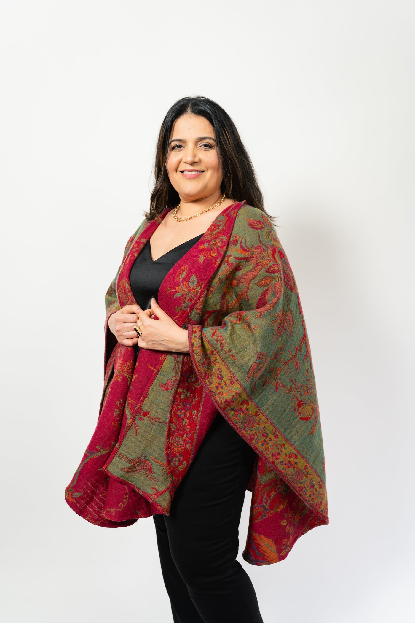 Classic Art Cape~Fuchsia Bird