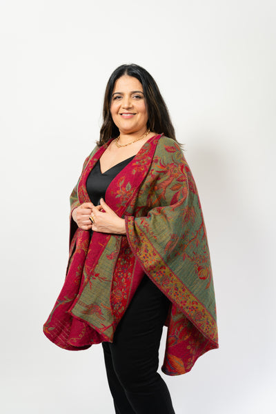 Classic Art Cape~Fuchsia Bird